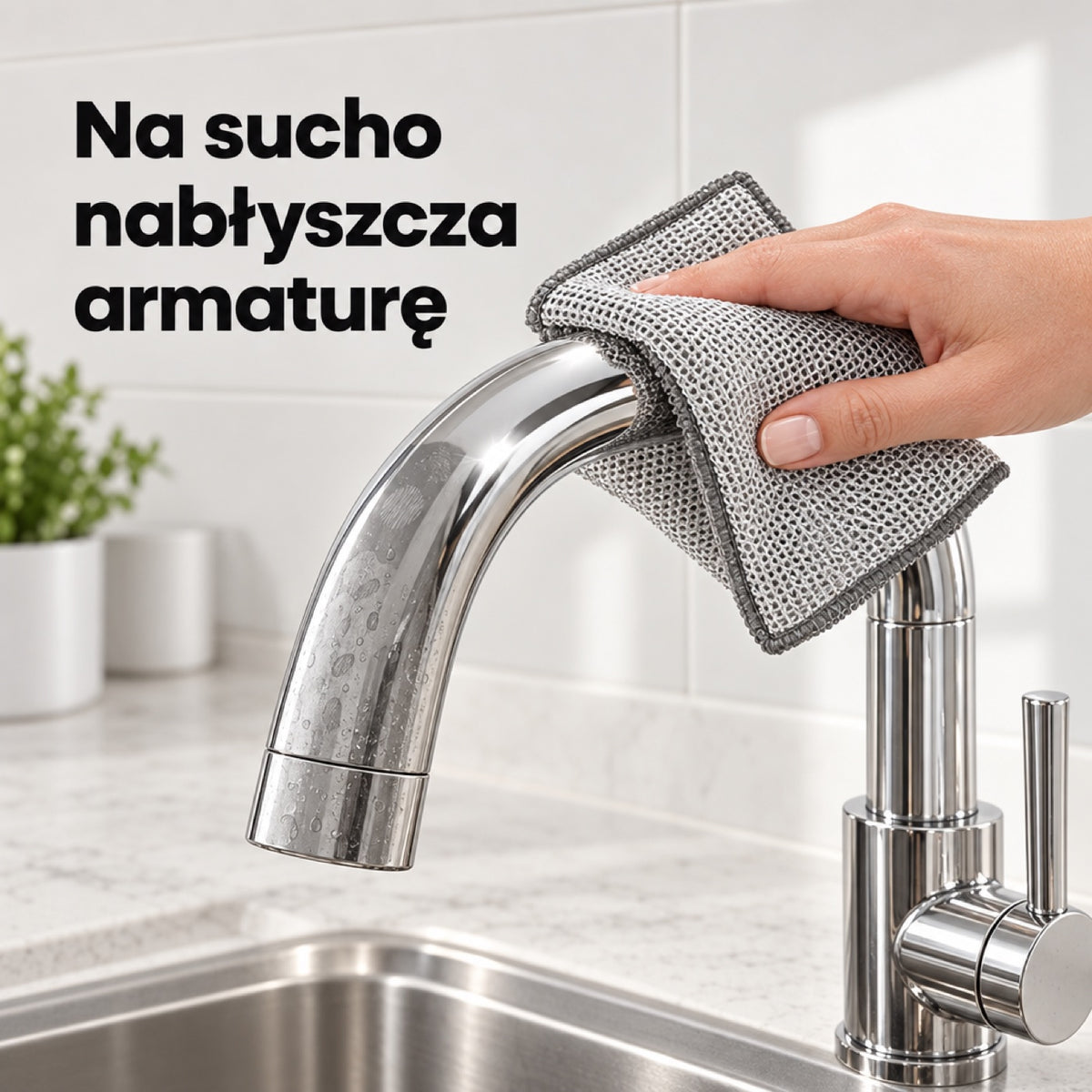 Ściereczka druciana na sucho nabłyszcza baterię kuchenną