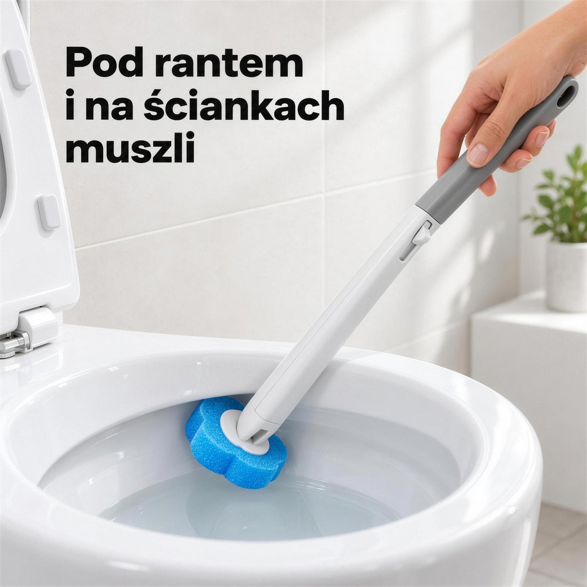 Szczotka do WC z niebieską gąbką czyści ściankę muszli pod rantem